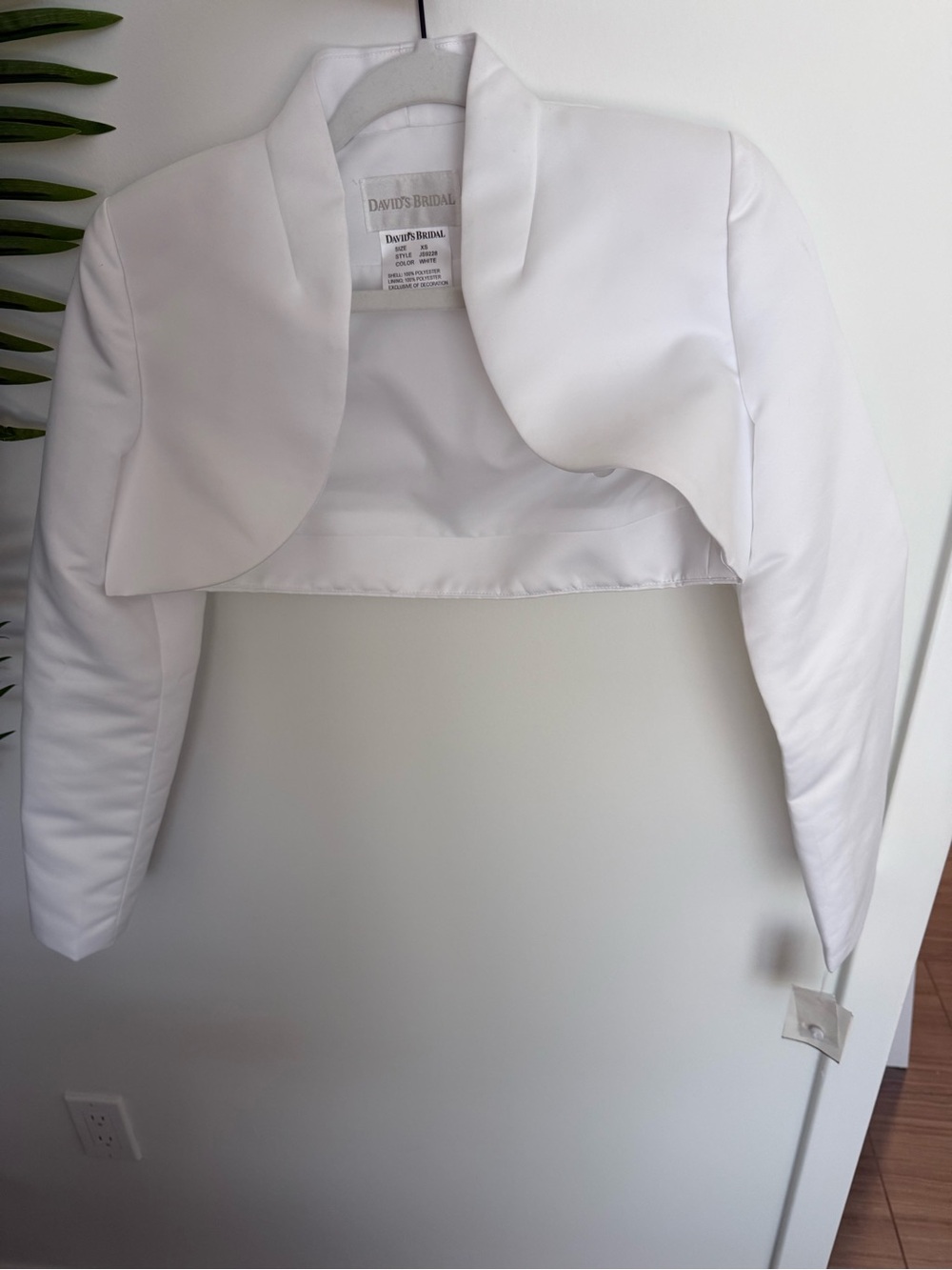 David's Bridal White Cropped Satin Bolero